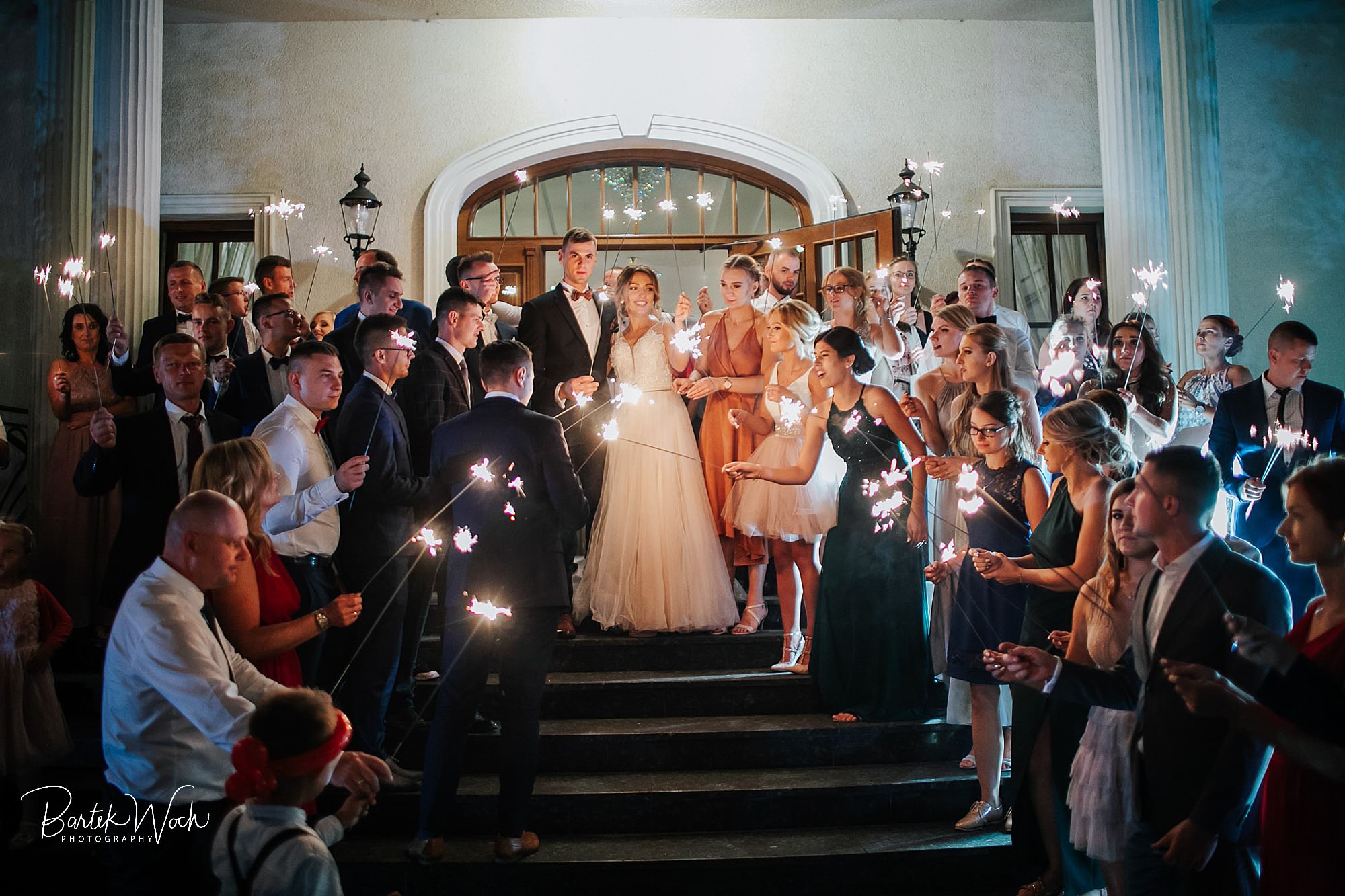 ślub, wesele maski, dworek komorno, dj bartii, fajerwerki, zimne ognie